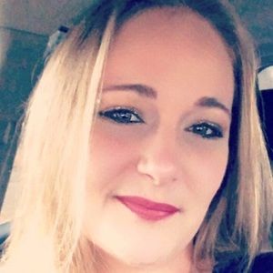 Meet your Posher, Jolie